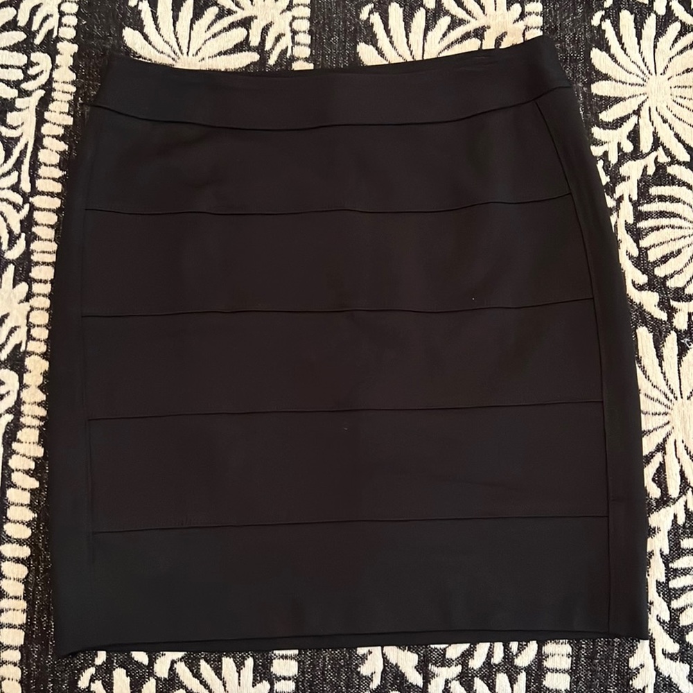 White House Black Market black skirt, size 4.